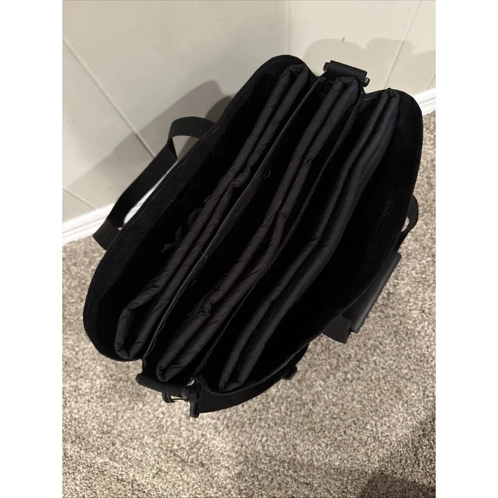 Chill N Go Insulated Black Wine Bag With Vox Vodka Logo